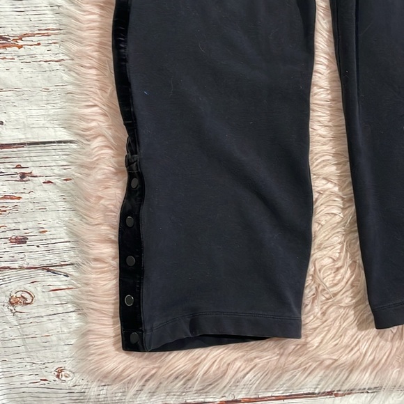 ATHLETA Retroplush Velvet Straight Leg Pant Black Tall fit - Picture 5 of 10